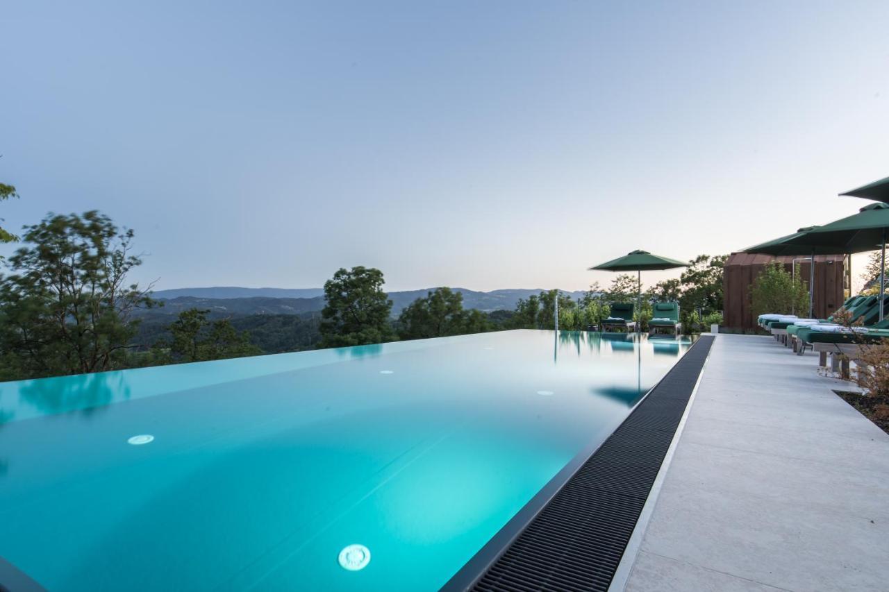 Winzarei, Weingut Tement Villa Berghausen Bagian luar foto