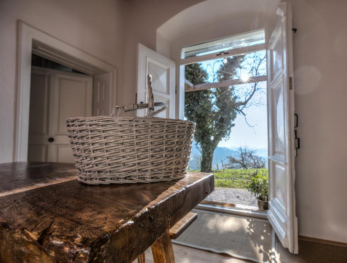 Winzarei, Weingut Tement Villa Berghausen Bagian luar foto