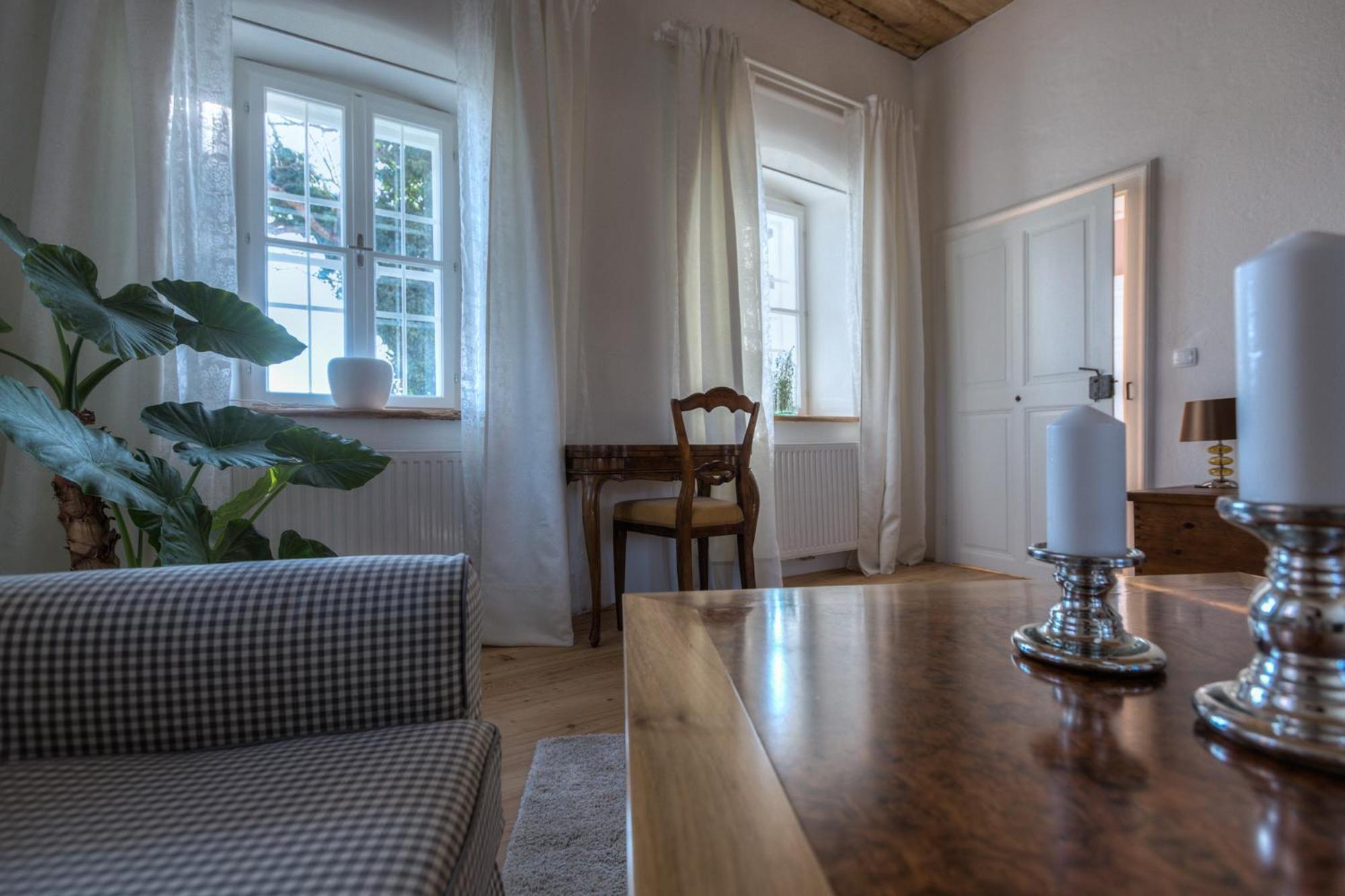 Winzarei, Weingut Tement Villa Berghausen Bagian luar foto